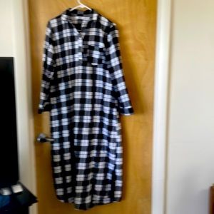 Black and white checked flannel nightie!